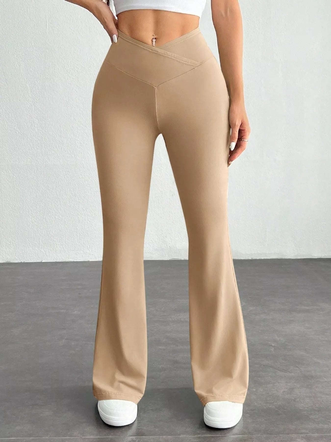 John Leon, High-Waisted Flare Pants