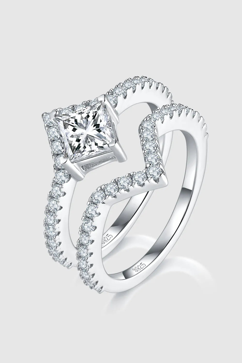 1 Carat Moissanite 925 Double Layered Ring