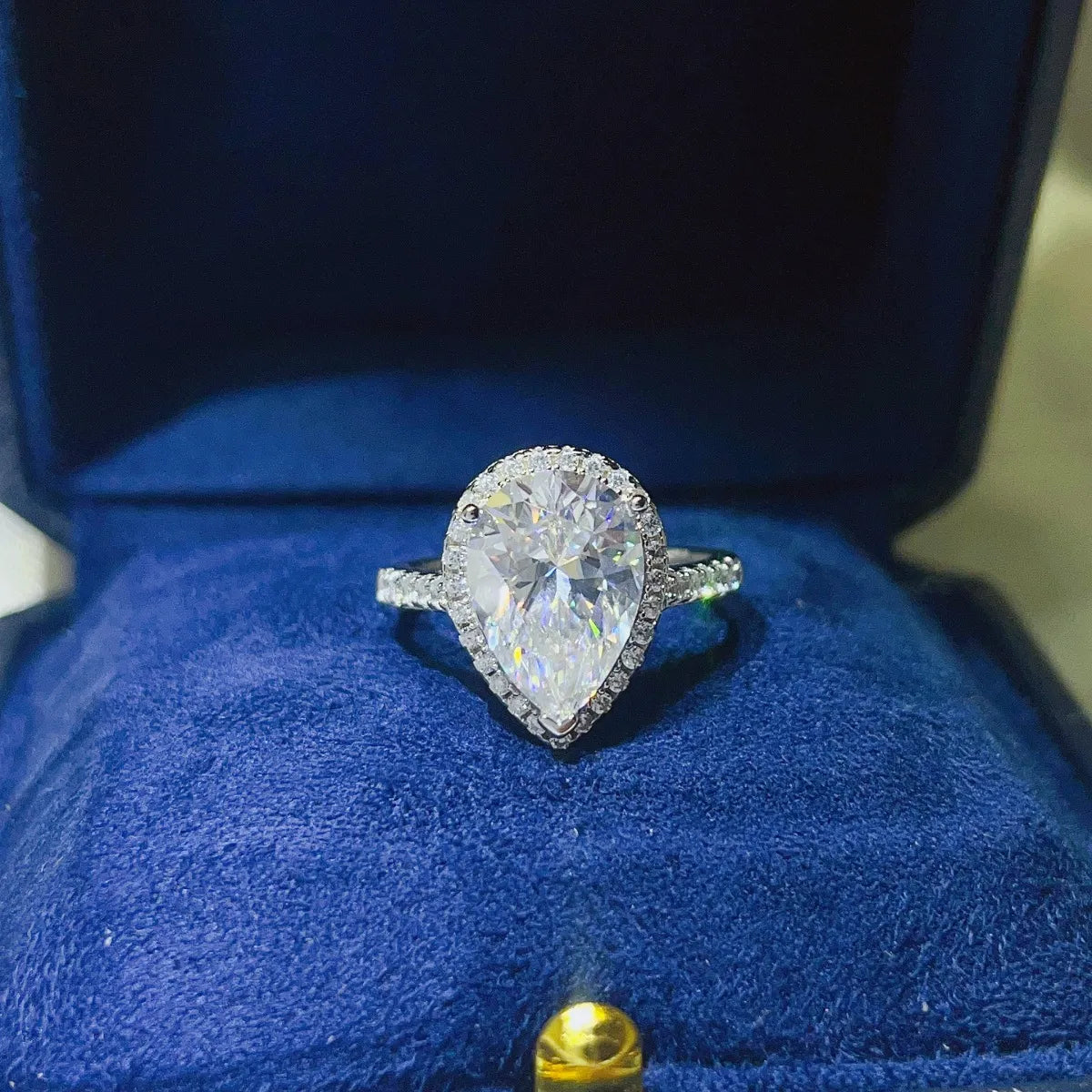 2 Carat Moissanite 925 Engagement Ring