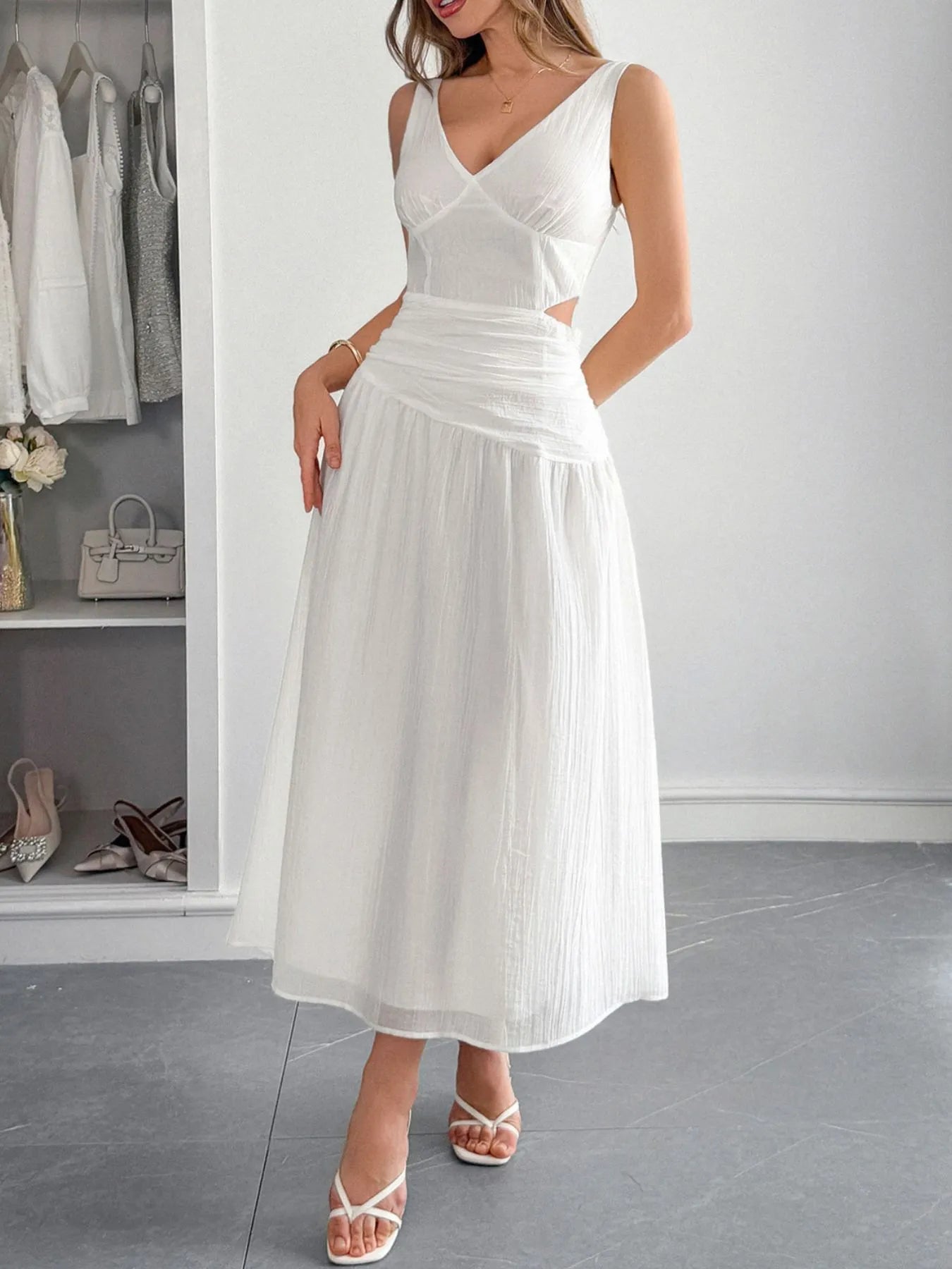 John Leon, V-Neck Sleeveless Midi Dress